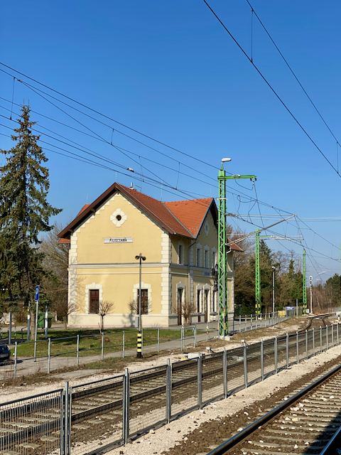 Piliscsaba vasútállomásaFotó: Balatoni Bernadett