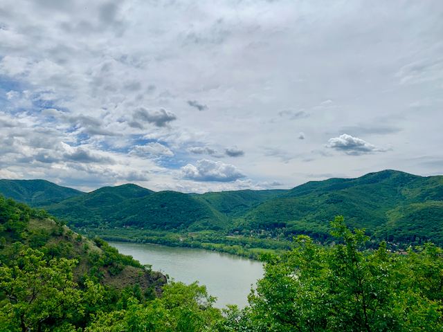 Kilátás a Remete-barlangtólFotó: Balatoni Bernadett