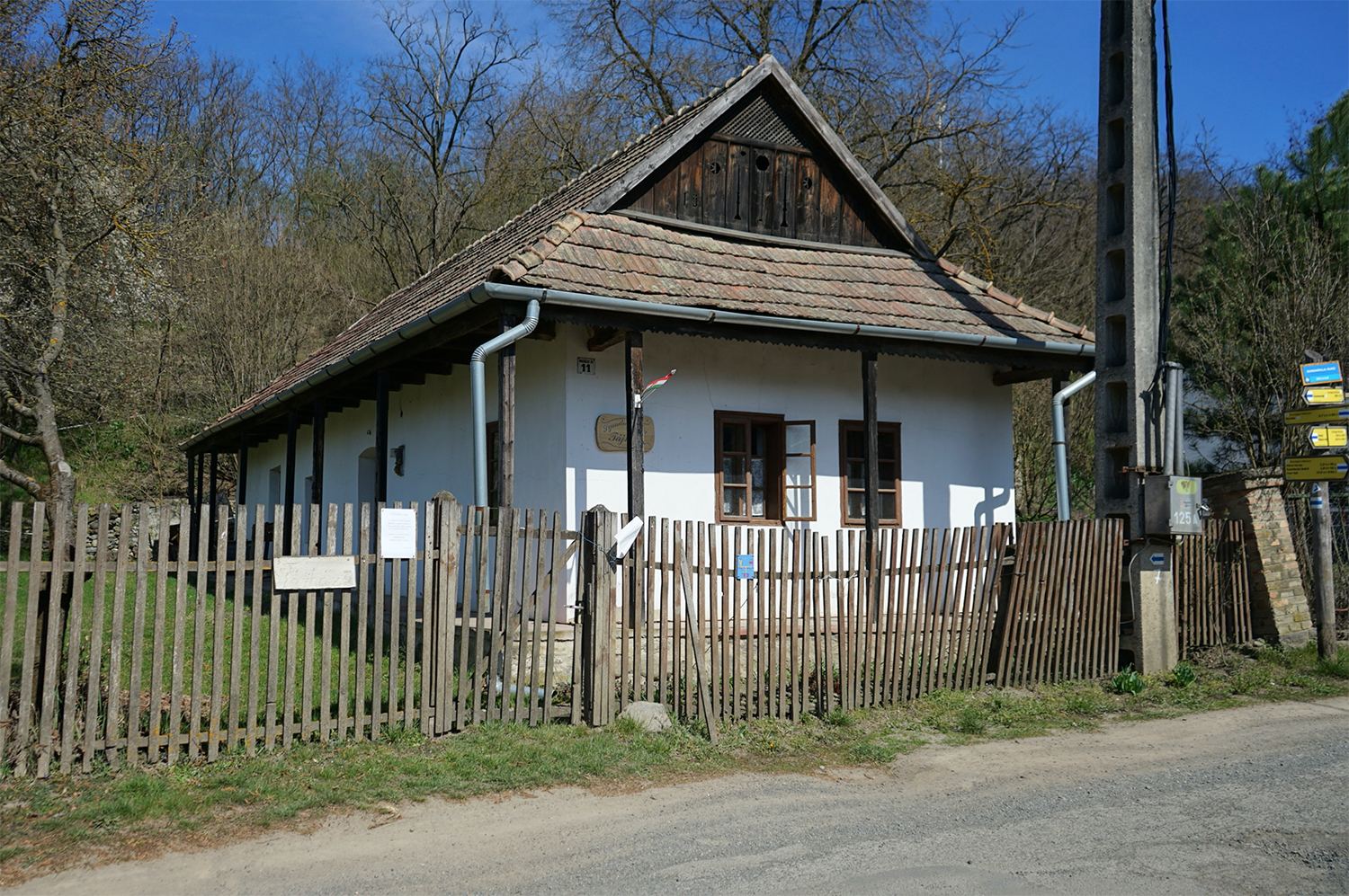 Tájház